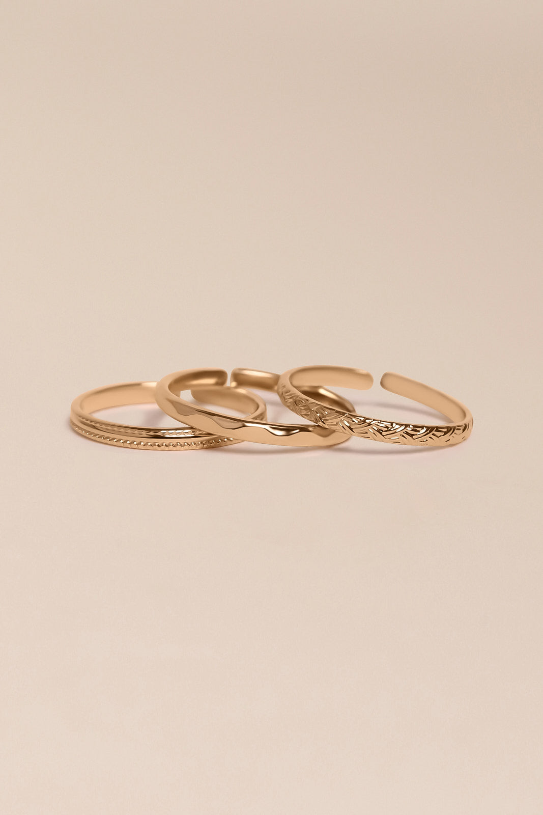 Trio Mara, Cam, Sia - waekura