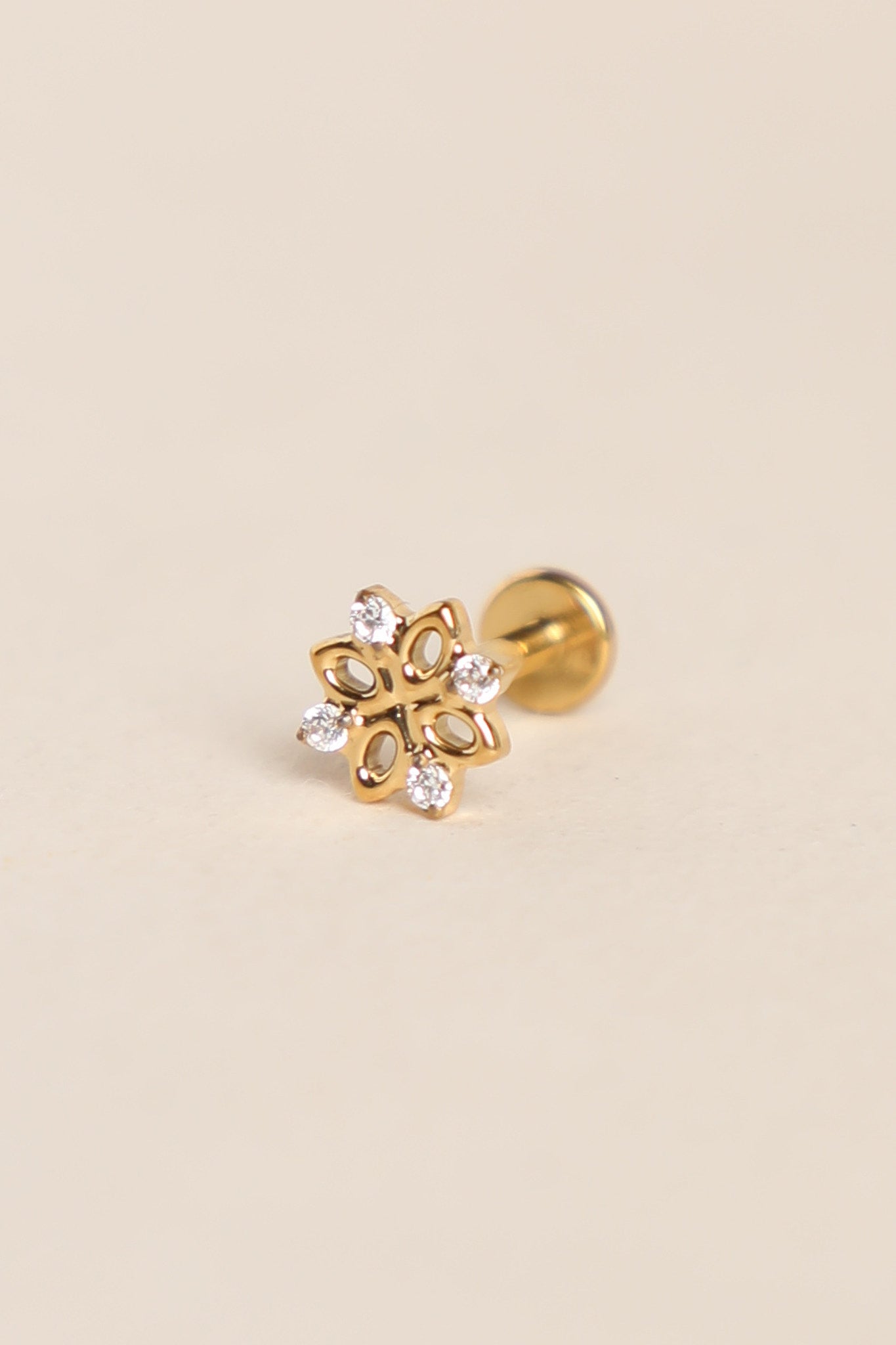 Piercing Maia - waekura