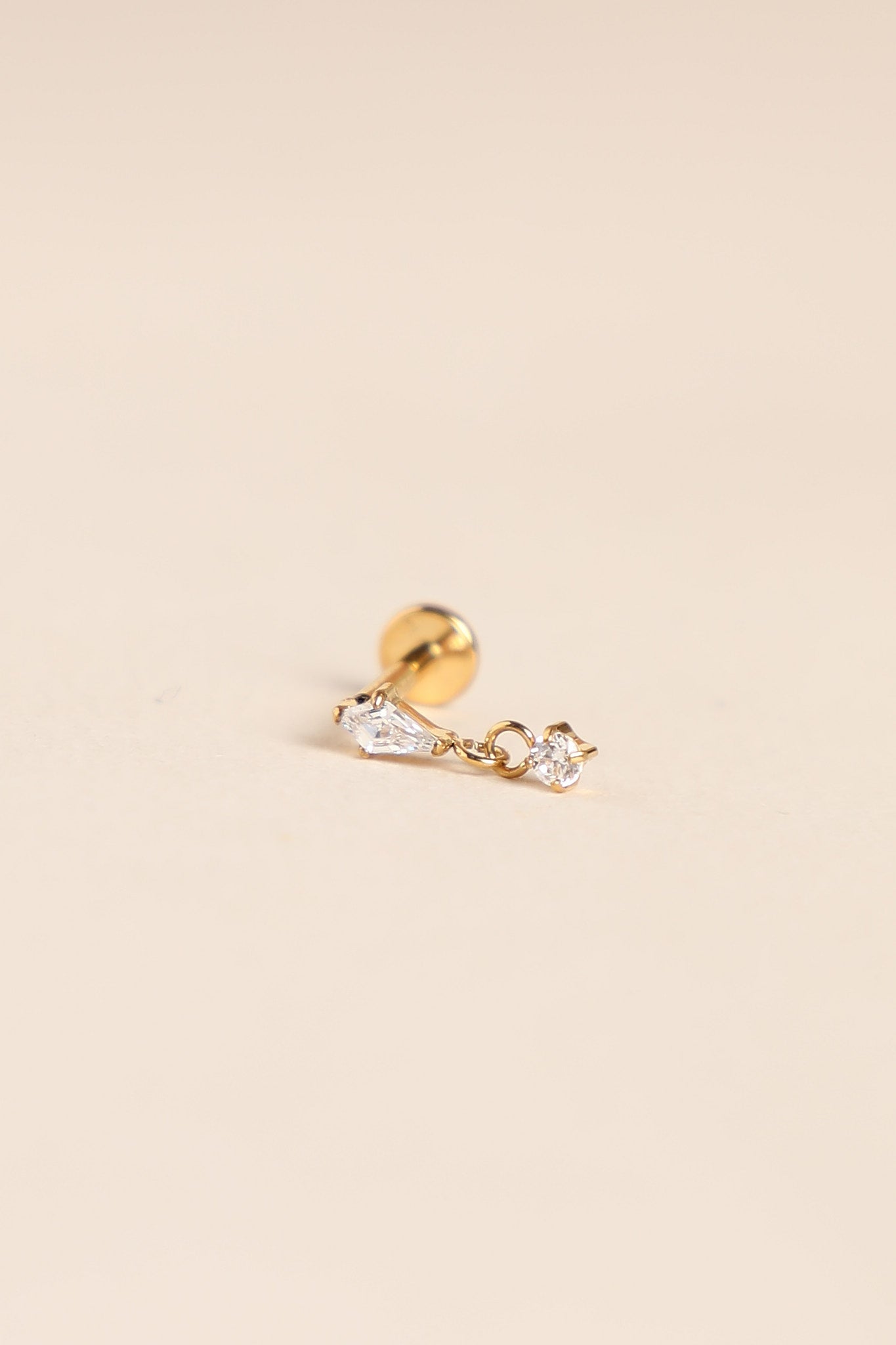 Piercing Mantha - waekura