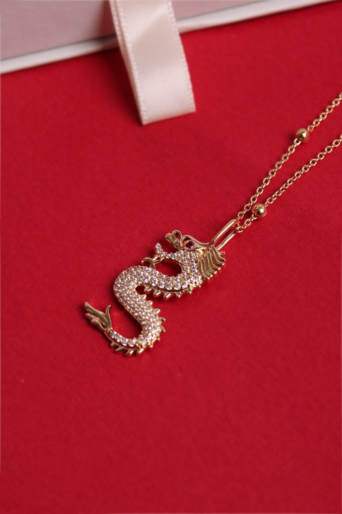 Dragon necklace - waekura