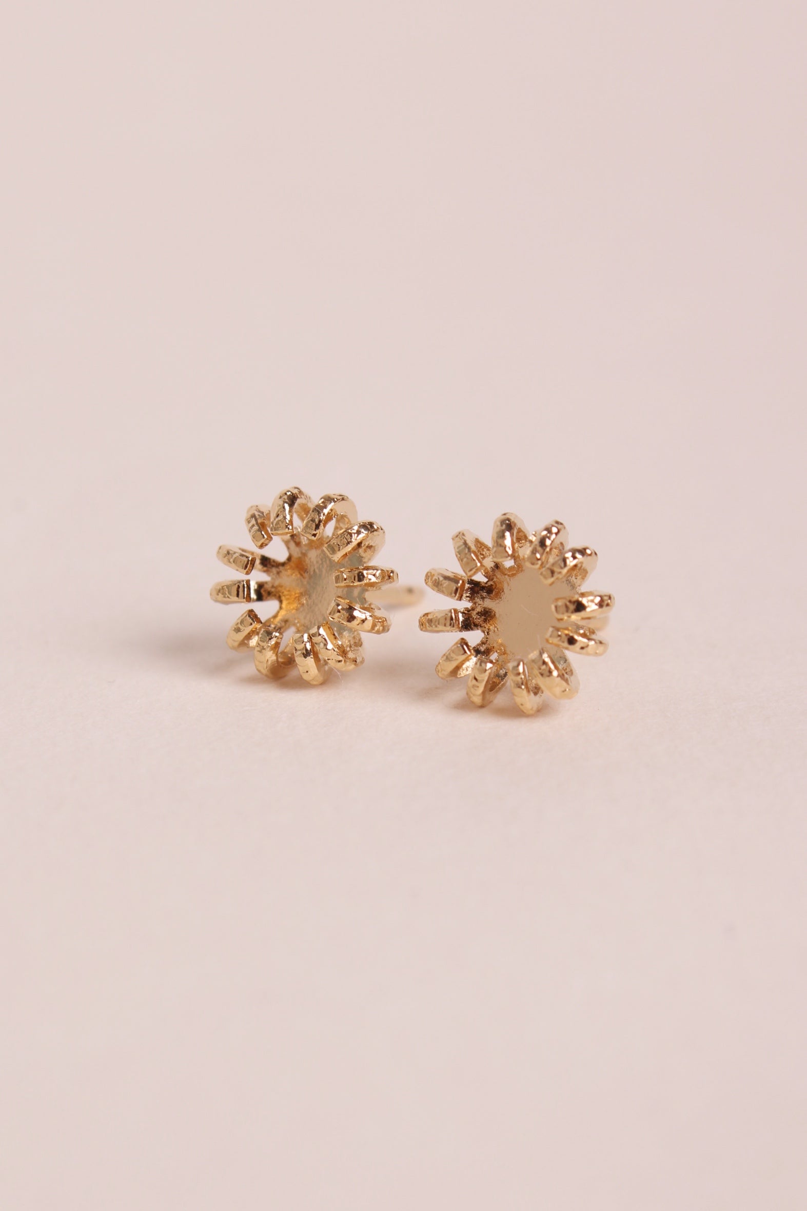 Earrings Carnation - waekura