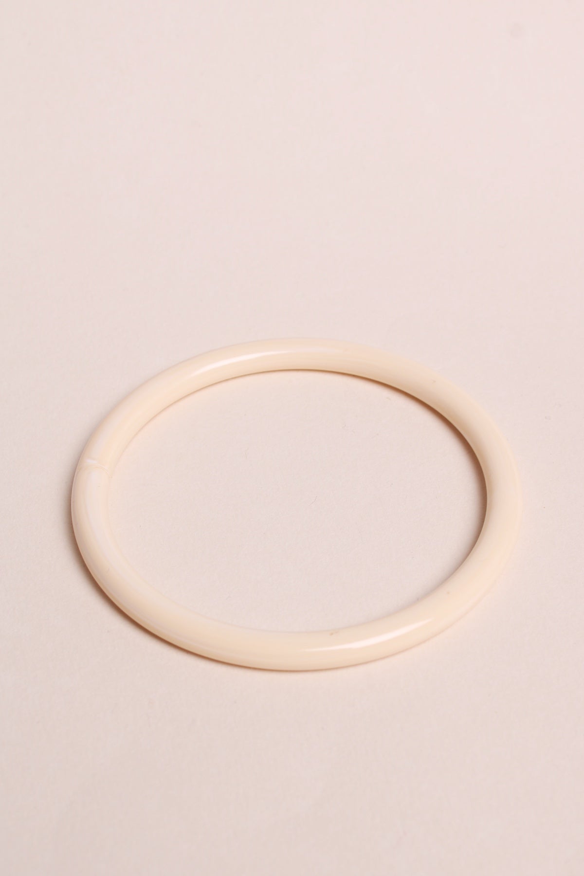 Thin bracelet - waekura
