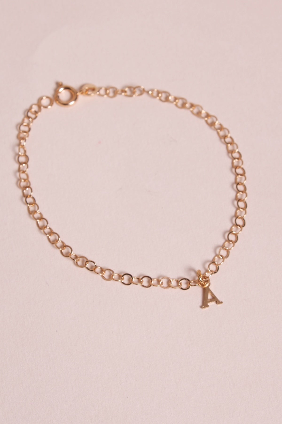 Cania bracelet initial letter - waekura