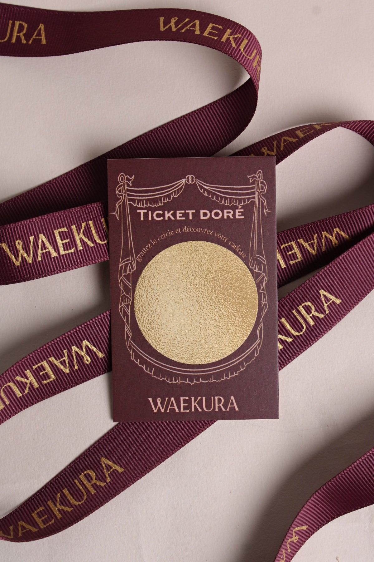 Ticket doré - waekura